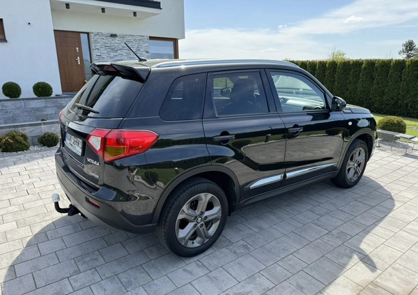 Suzuki Vitara cena 68900 przebieg: 162000, rok produkcji 2015 z Radom małe 137
